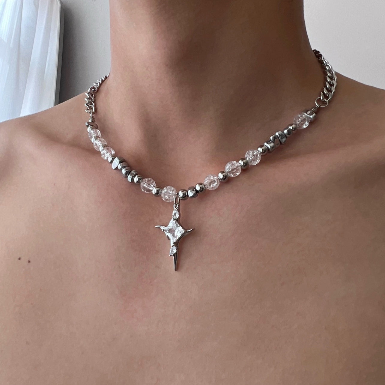 Star Dart X Ice Cracked Pearl Necklace