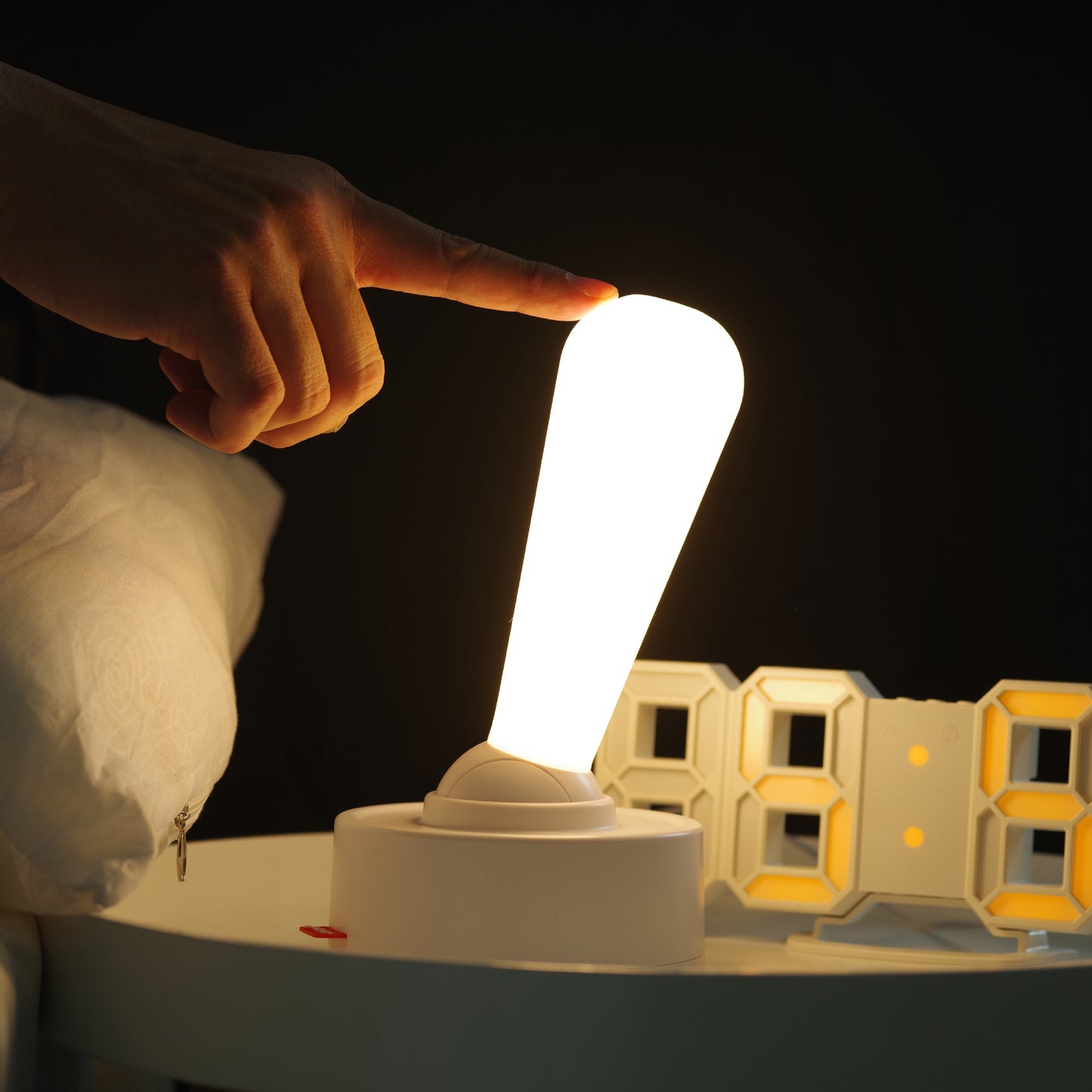 Toggle Light Indoor Silicone USB Charging Ornaments