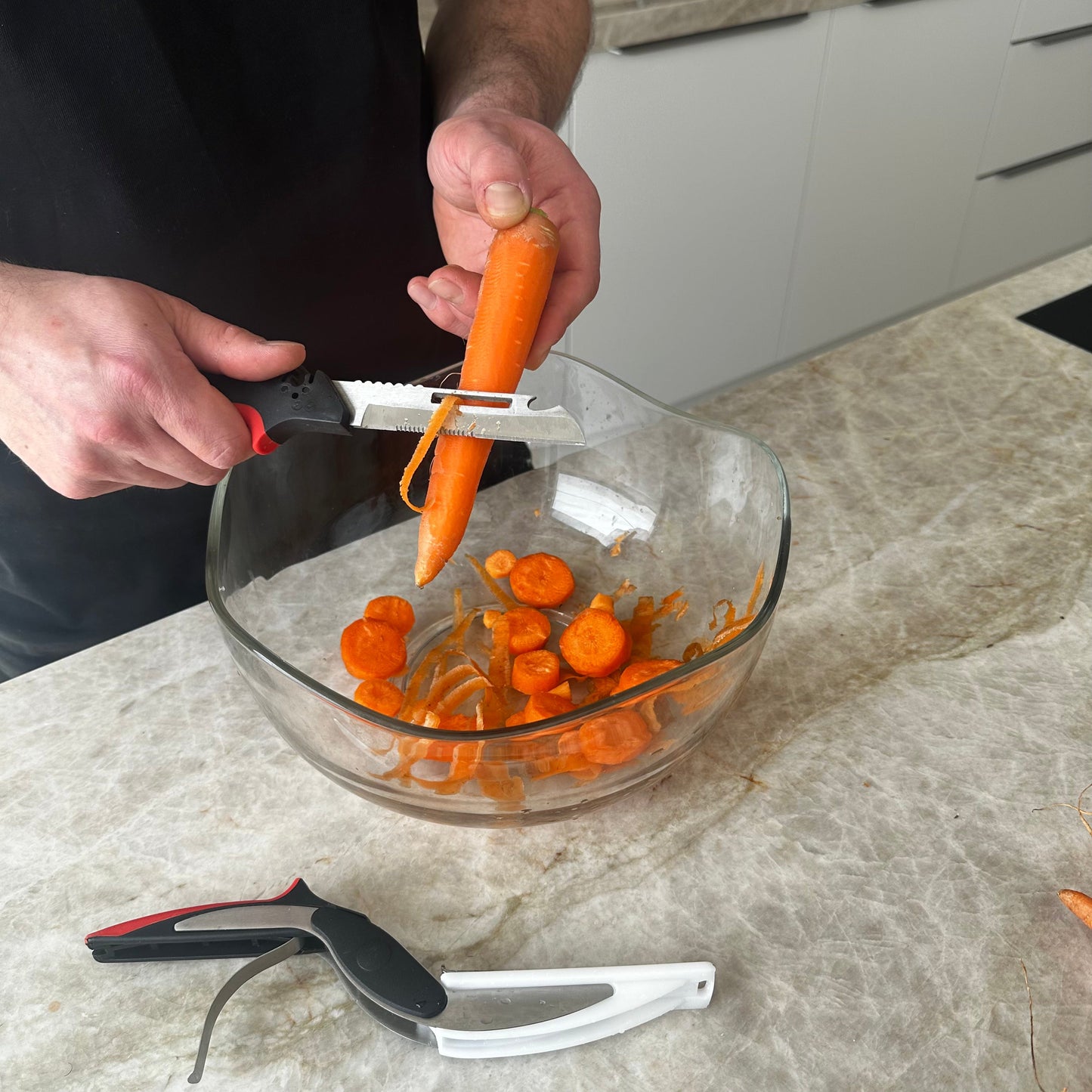 Multi-functional Kitchen Scissors